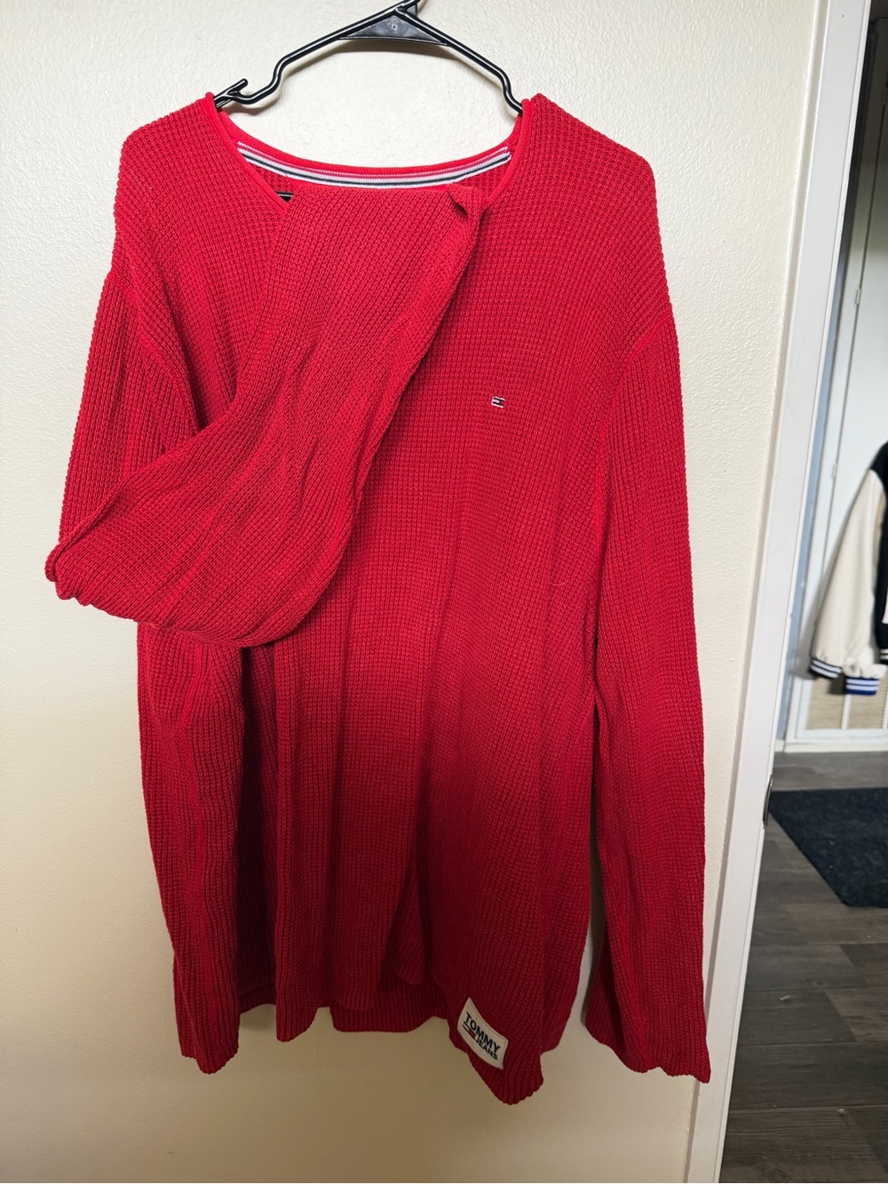 Tommy Hilfiger Women's Bright Red Crewneck Knit Sweater